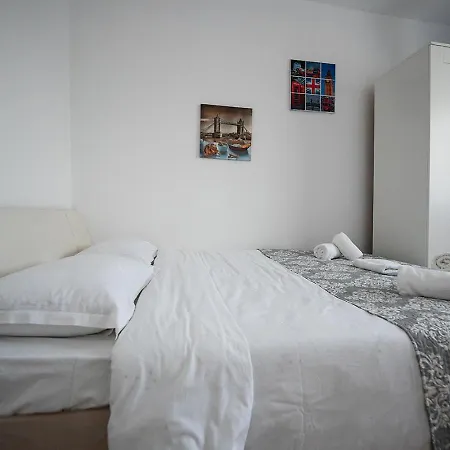 Edelweiss -gara Habitación en casa particular Braşov