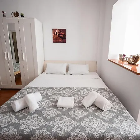 Edelweiss -gara * Braşov