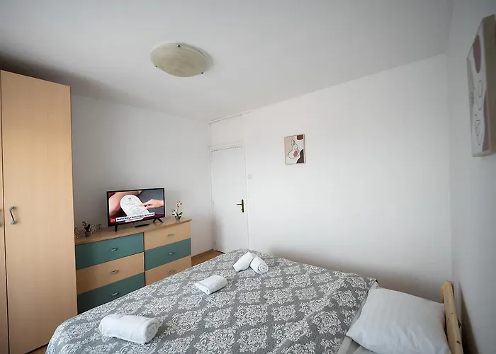 Edelweiss -gara Проживание в семье *